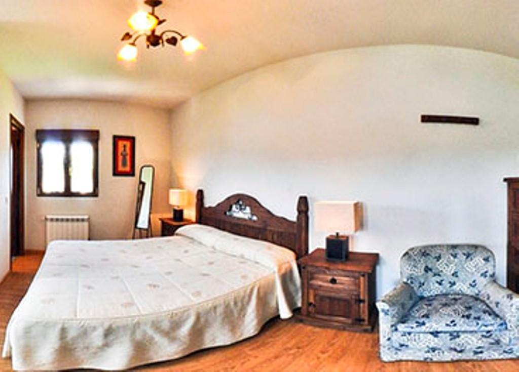 El Mirador Apartamentos El Barraco Bilik gambar