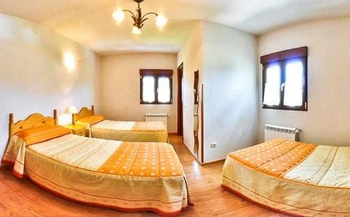 El Mirador Apartamentos El Barraco Bilik gambar